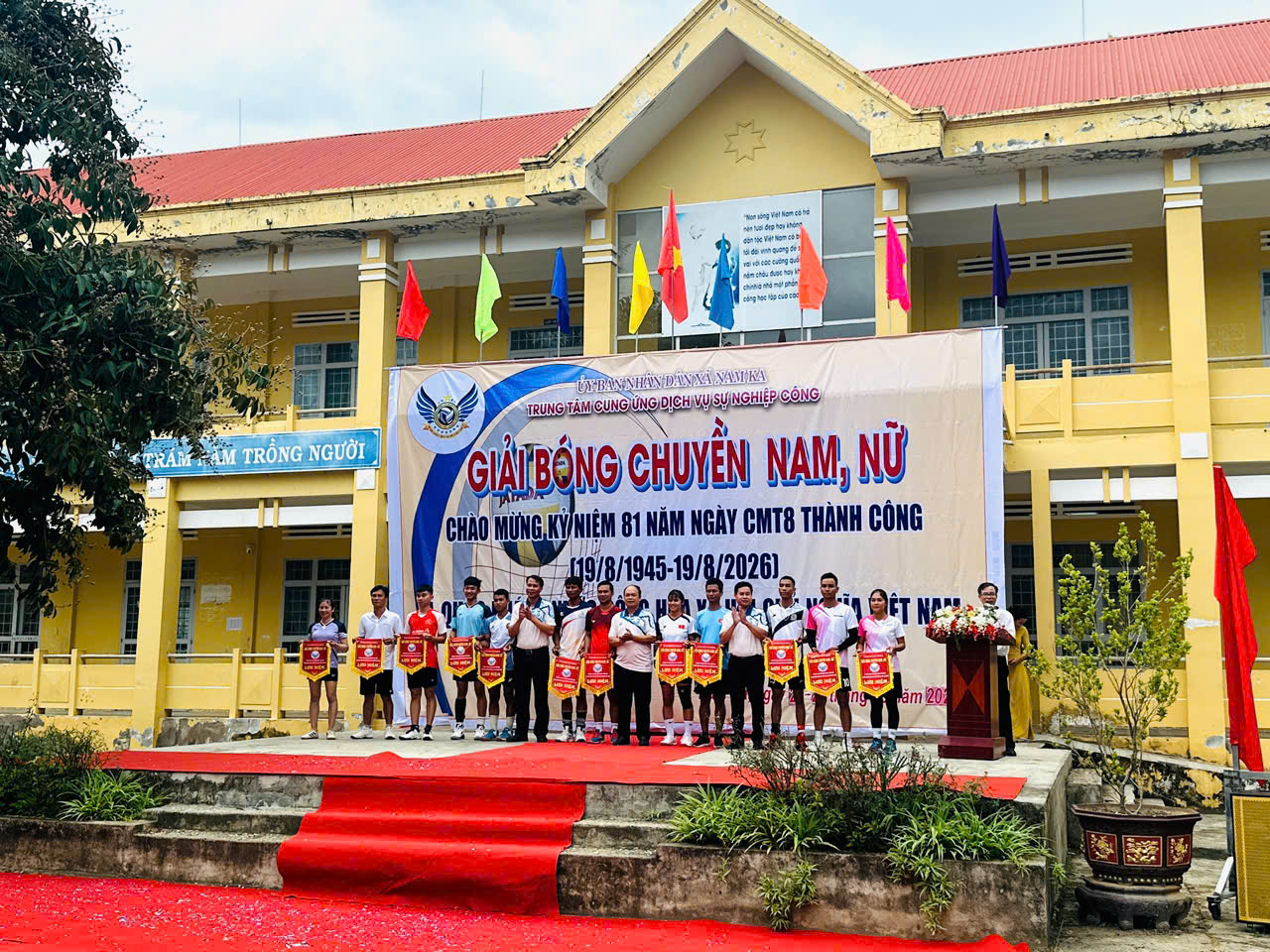 Xã Nam Ka: khai mạc Giải bóng chuyền Nam - Nữ chào mừng 81 năm ngày cách mạng tháng tám và quốc khánh 2/9