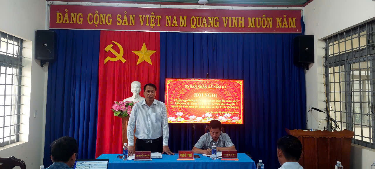 Xã Nam Ka họp đánh giá, rút kinh nghiệm công tác khám sức khỏe định kỳ và triển khai nhiệm vụ thời gian tới
